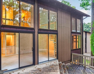 2609 Woodfern Court - Photo Thumbnail 66