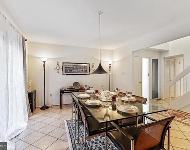 2609 Woodfern Court - Photo Thumbnail 42