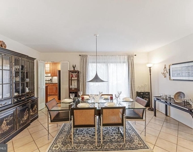 2609 Woodfern Court - Photo Thumbnail 41