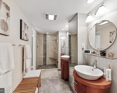 2609 Woodfern Court - Photo Thumbnail 23