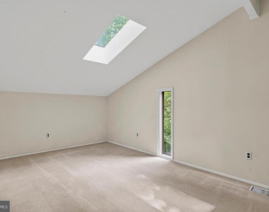 2609 Woodfern Court - Photo Thumbnail 48
