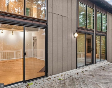 2609 Woodfern Court - Photo Thumbnail 67