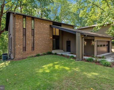 2609 Woodfern Court - Photo Thumbnail 2