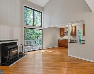 2609 Woodfern Court - Photo Thumbnail 33