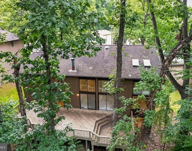2609 Woodfern Court - Photo Thumbnail 63