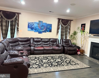 25615 Laughter Drive - Photo Thumbnail 6