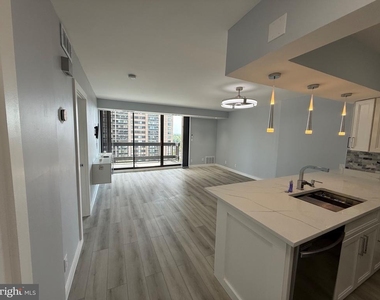 5505 Seminary Road - Photo Thumbnail 4
