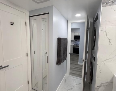 5505 Seminary Road - Photo Thumbnail 13
