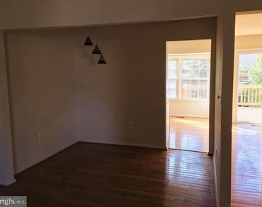 3055 Hickory Grove Court - Photo Thumbnail 5