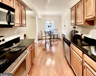 3330 Spring Lane - Photo Thumbnail 5