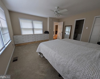 2853 Fairmont Street - Photo Thumbnail 51