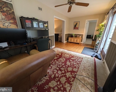 2853 Fairmont Street - Photo Thumbnail 44