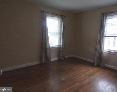 2853 Fairmont Street - Photo Thumbnail 16
