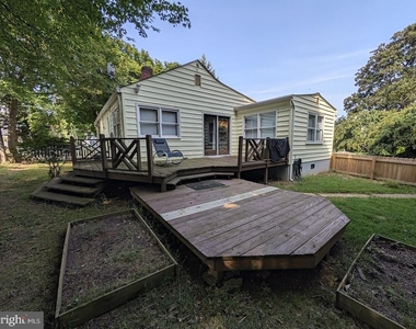 2853 Fairmont Street - Photo Thumbnail 32