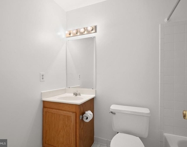 7369 Rhondda Drive - Photo Thumbnail 5