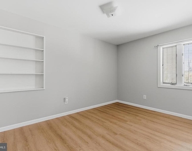 1813 Olmstead Drive - Photo Thumbnail 17