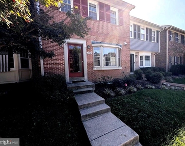 8241 Clifton Farm Court - Photo Thumbnail 1