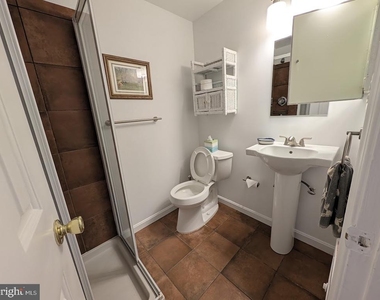8241 Clifton Farm Court - Photo Thumbnail 31