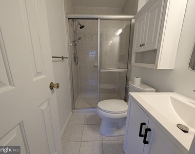 8241 Clifton Farm Court - Photo Thumbnail 28