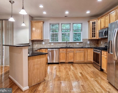 4475 Monmouth Street - Photo Thumbnail 14