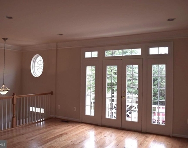 4475 Monmouth Street - Photo Thumbnail 4