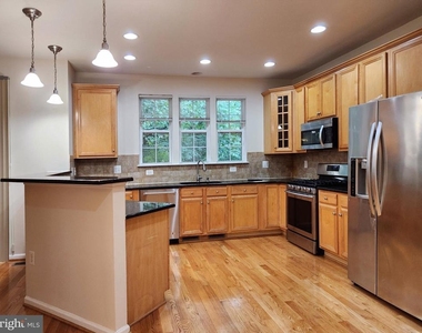 4475 Monmouth Street - Photo Thumbnail 13