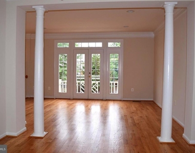 4475 Monmouth Street - Photo Thumbnail 6