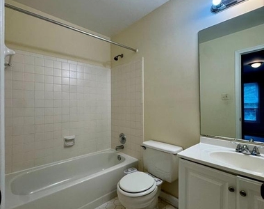 8470 Clover Leaf Drive - Photo Thumbnail 18