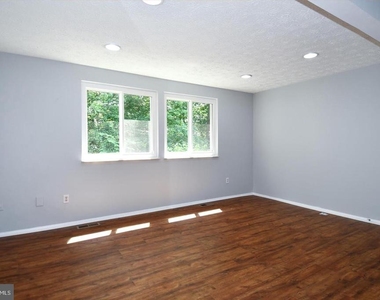 8335 Windfall Road - Photo Thumbnail 14