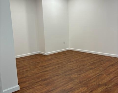 8335 Windfall Road - Photo Thumbnail 28