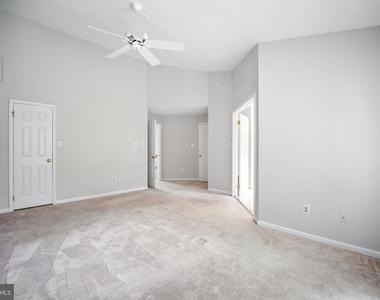 10189 Castlewood Lane - Photo Thumbnail 24