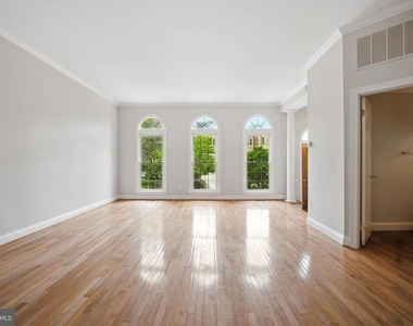 10189 Castlewood Lane - Photo Thumbnail 21