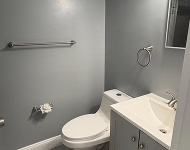 11631 Stoneview Square - Photo Thumbnail 6