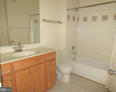 5109 Travis Edward Way - Photo Thumbnail 1