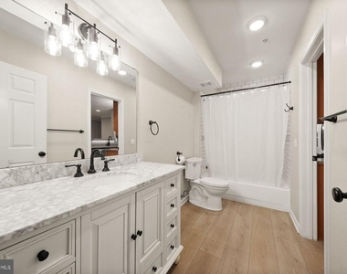 4510 Superior Square - Photo Thumbnail 16