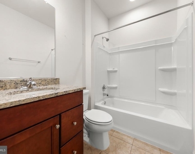 209 Bridgewater Drive - Photo Thumbnail 26