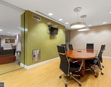 444 W Broad Street - Photo Thumbnail 36