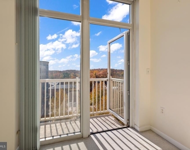 444 W Broad Street - Photo Thumbnail 27