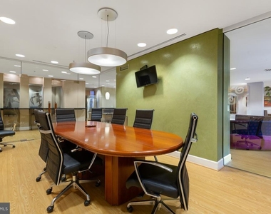 444 W Broad Street - Photo Thumbnail 37