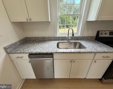 12469 Paige Road - Photo Thumbnail 22