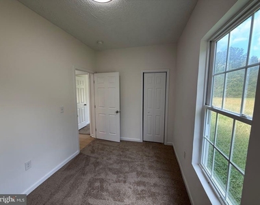 12469 Paige Road - Photo Thumbnail 9