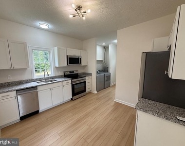 12469 Paige Road - Photo Thumbnail 19