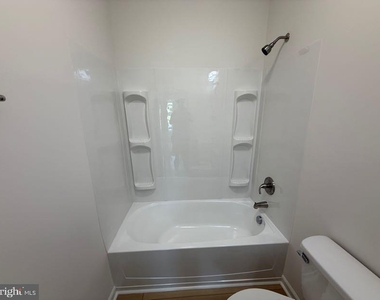 12469 Paige Road - Photo Thumbnail 10
