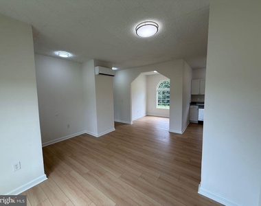 12469 Paige Road - Photo Thumbnail 5