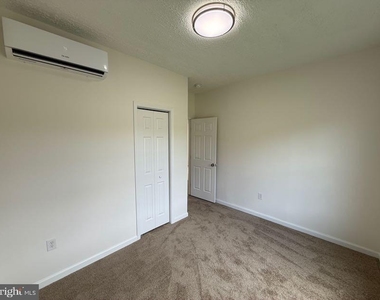 12469 Paige Road - Photo Thumbnail 7