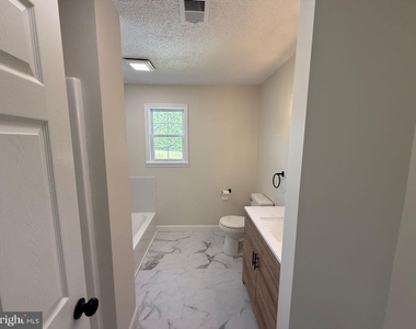 12469 Paige Road - Photo Thumbnail 27