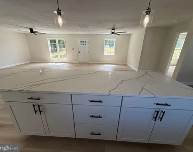 12469 Paige Road - Photo Thumbnail 8