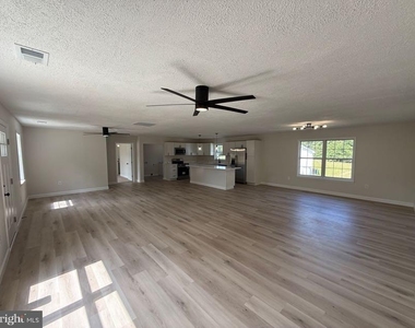 12469 Paige Road - Photo Thumbnail 3