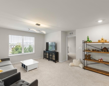 404 Norris Street - Photo Thumbnail 27