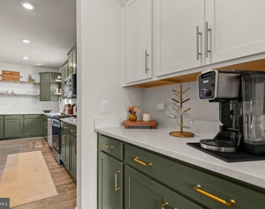 404 Norris Street - Photo Thumbnail 11